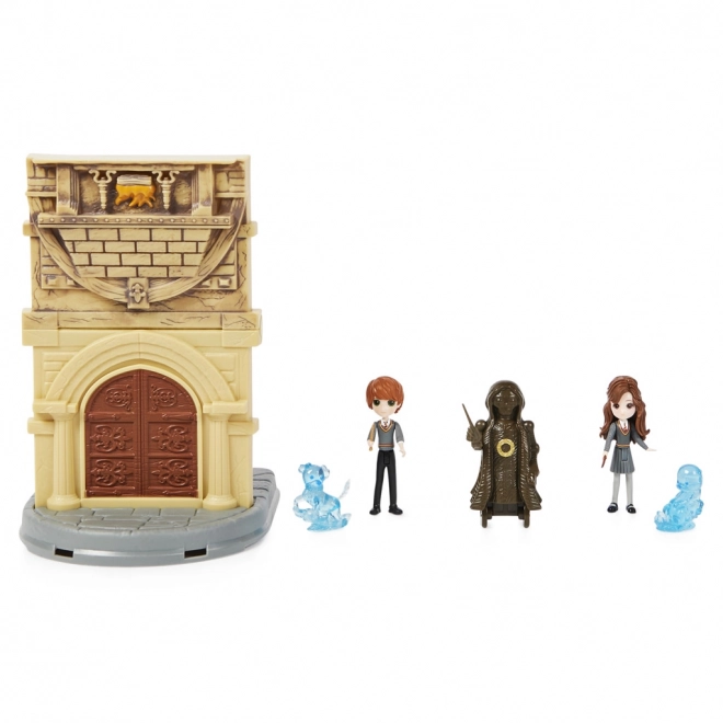 Harry Potter Room of Requirement Playset with Figures