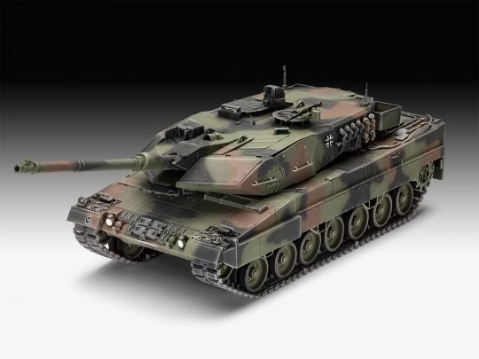 Plastic Model Leopard Tank 2A6/A6NL