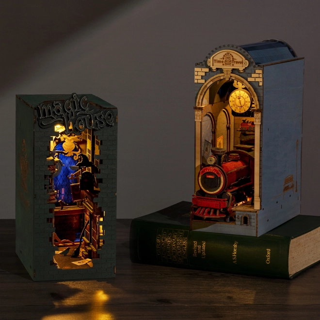 Bookend Miniature House Wizarding Alley