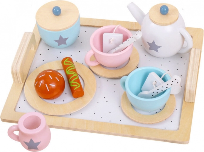 Complete tea set for little hosts