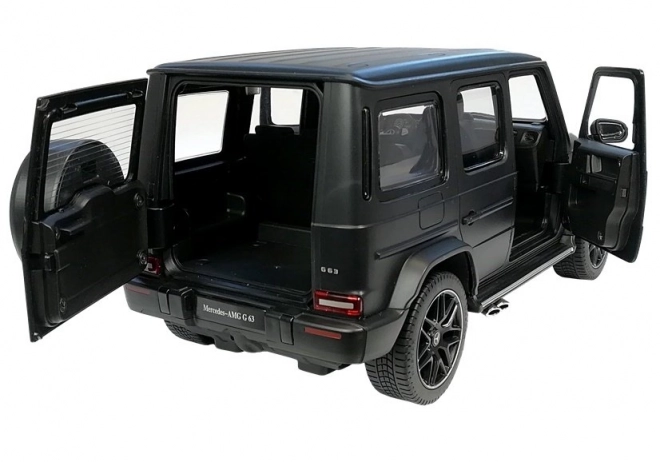 Dálkově ovládaný Mercedes G63 Rastar R/C – černý