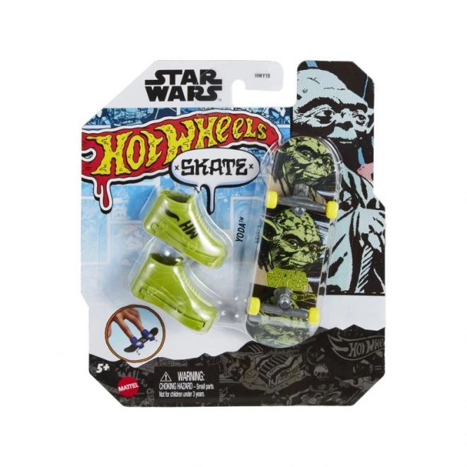 Hot Wheels Fingerboard and Skate Shoes Set – Transformers - Starscream