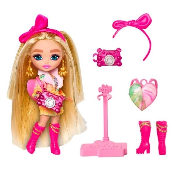 Barbie Extra Fly Minis Safari Doll