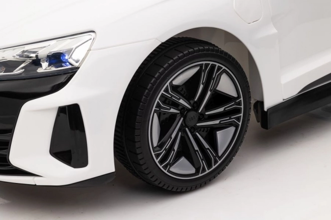 Audi E-Tron GT Battery Car QLS-6888 White