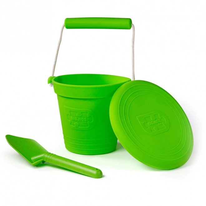 Green Eco-Friendly Shovel by Bigjigs Toys