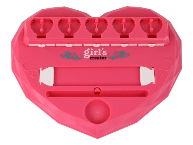 Heart-shaped station and organizer in one