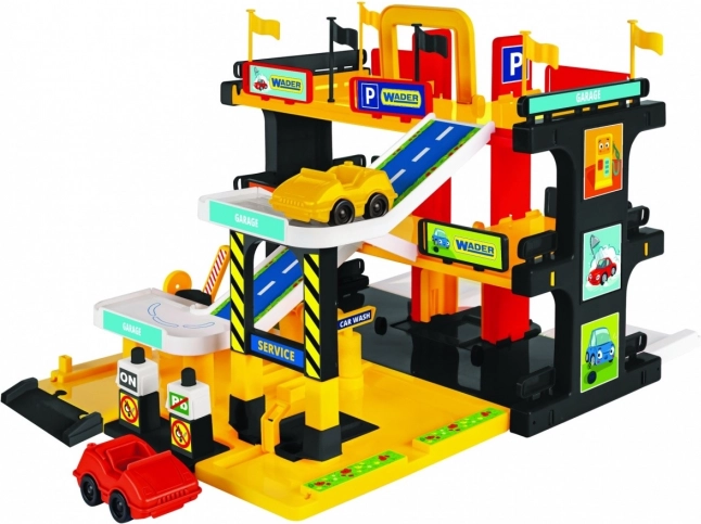 Three-level fun with elevator and ramps