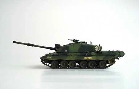 British Challenger II Plastic Model