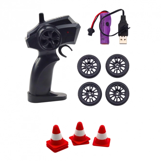 Auto da drift telecomandata 4WD con ruote intercambiabili