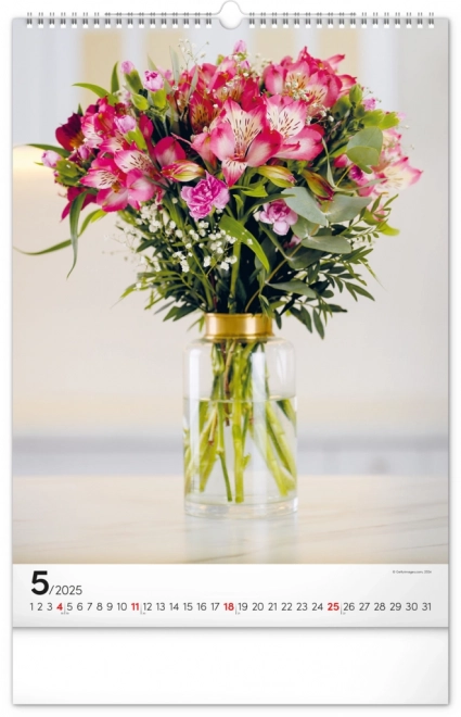 Wall Calendar Bouquet 2025