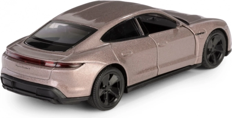 Pneumatici in gomma per migliore aderenza