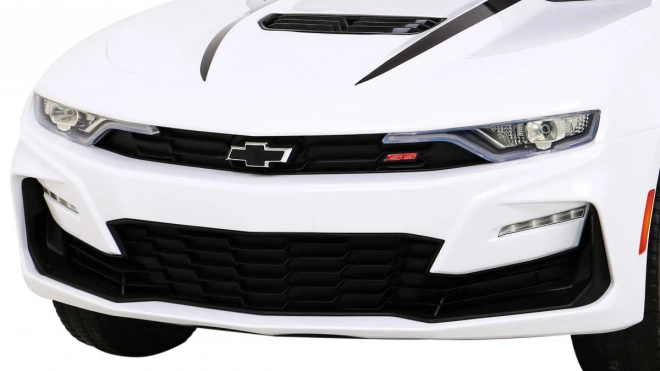 Chevrolet Camaro 2SS cu baterie + telecomandă + roți EVA + pornire ușoară + sunete și lumini – Bílá