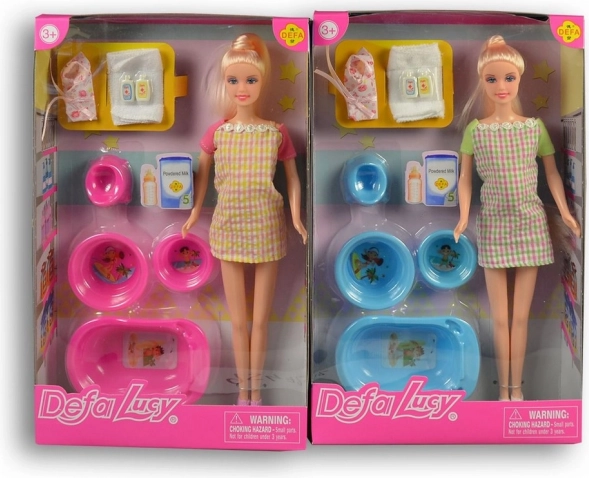 Mommy doll Lucy with accessories