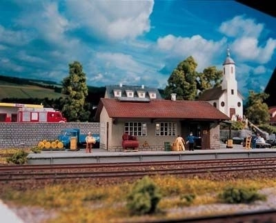 Piko Hobby Burgstein Station Warehouse Model