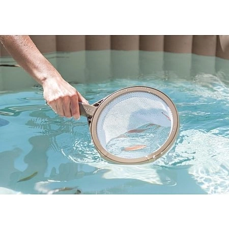 Swimming Pool and Jacuzzi Cleaning Kit