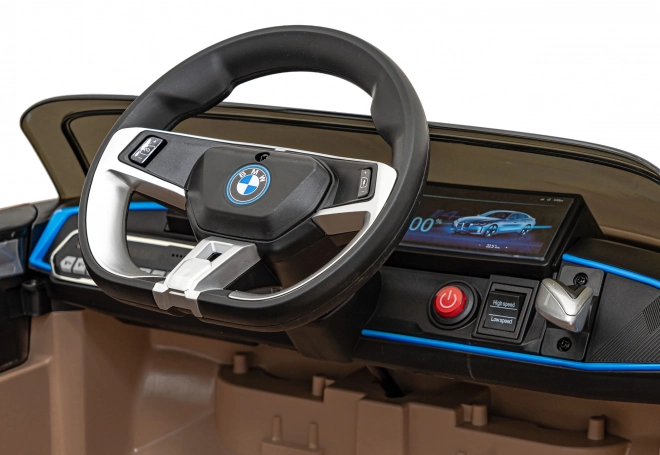 Auto BMW i4 na akumulátor pre deti biele – Zlaté