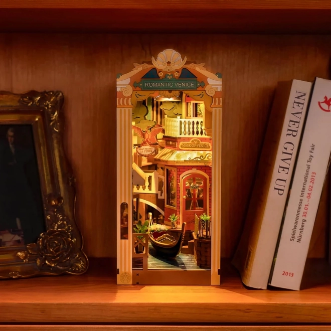 3D Puzzle Bookend Romantic Venice