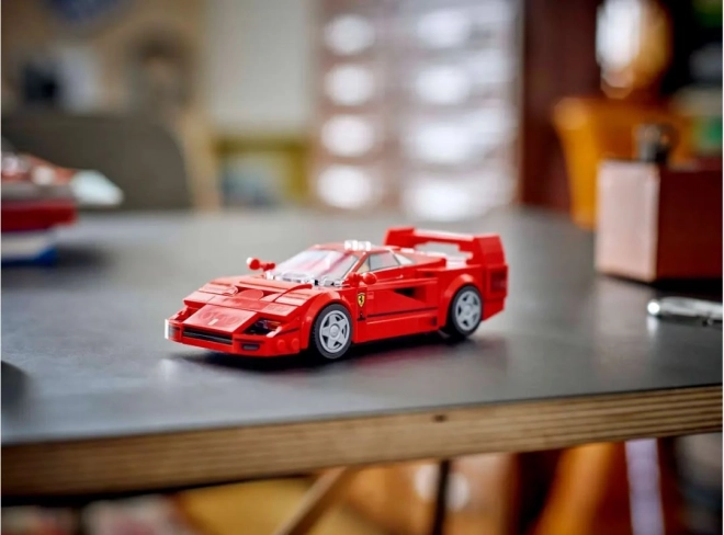 Ferrari F40 Supersportautó LEGO Speed Champions