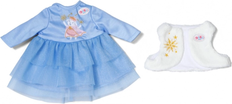 Magical winter look with a tulle skirt