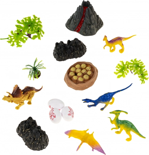 Realistic figures and rich accessories