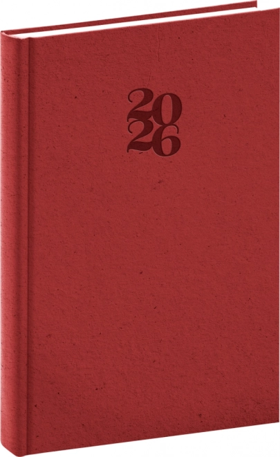Napi napló Essenza 2026, cseresznyeszín, 15 x 21 cm