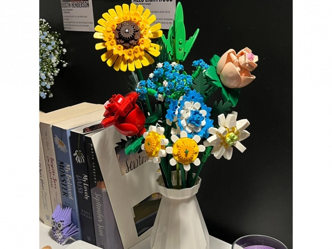 Technical Construction Set Meadow Flowers with Vase 618 Pieces