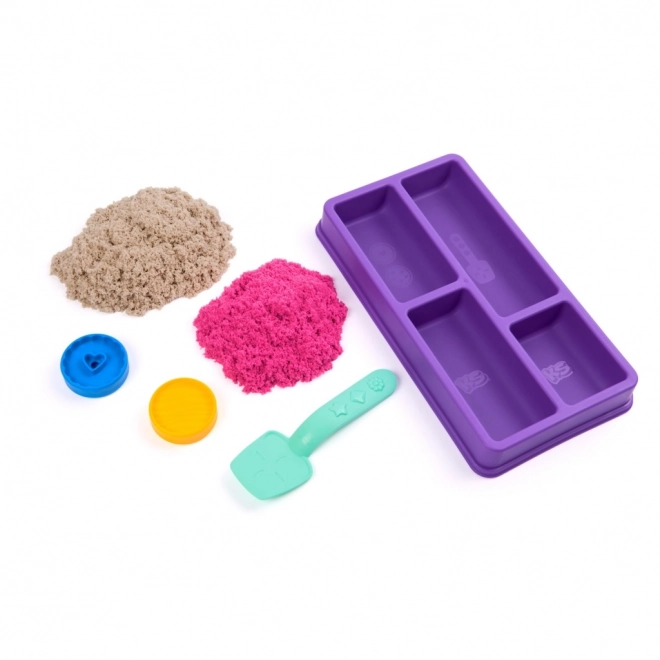 Kinetic sand for creating cookies