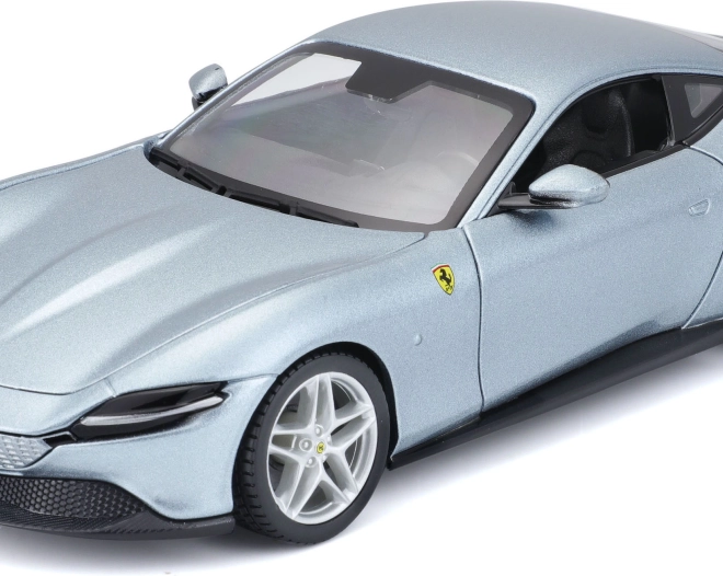 Model Ferrari Roma w skali 1:24 szary