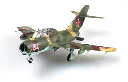 Plastic Model MiG-15UTI Midget Kit