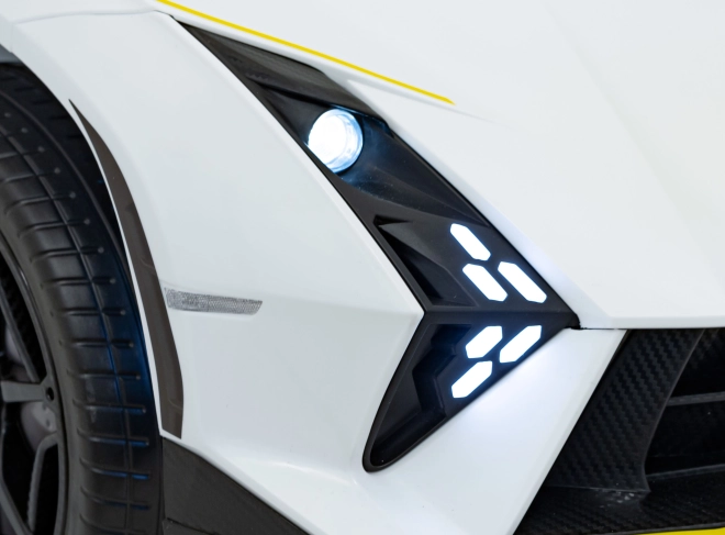 Pojazd Lamborghini Invencible biely