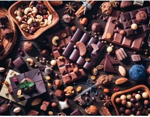 Ravensburger Puzzle Chocolate Paradise 2000 Pieces