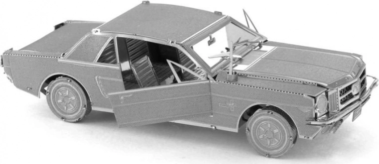 Opening features and realistic interior