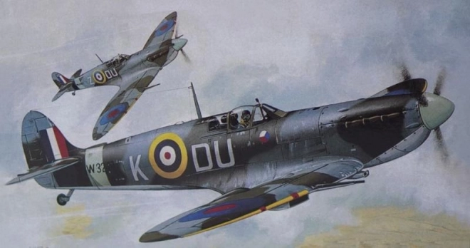 Supermarine Spitfire Model Airplane 1:72 Scale