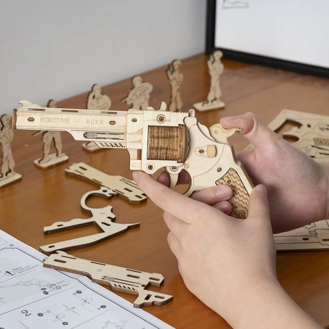 Rokr 3D Wooden Puzzle Corsac Revolver M60