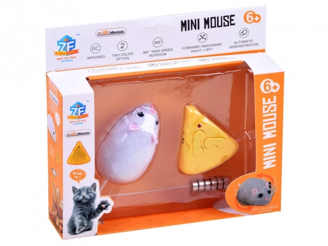 Remote Controlled Toy Mouse – White