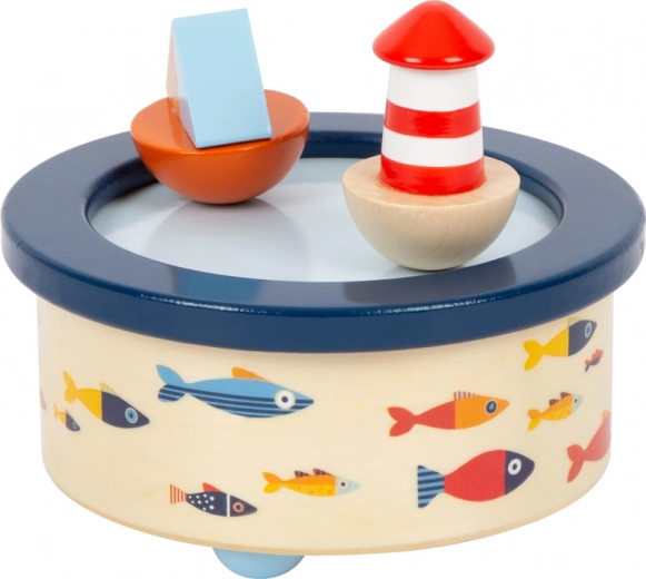 Charming nautical theme and rotating figures