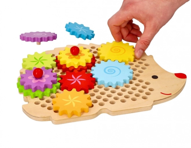 Lelin hedgehog puzzle with gears