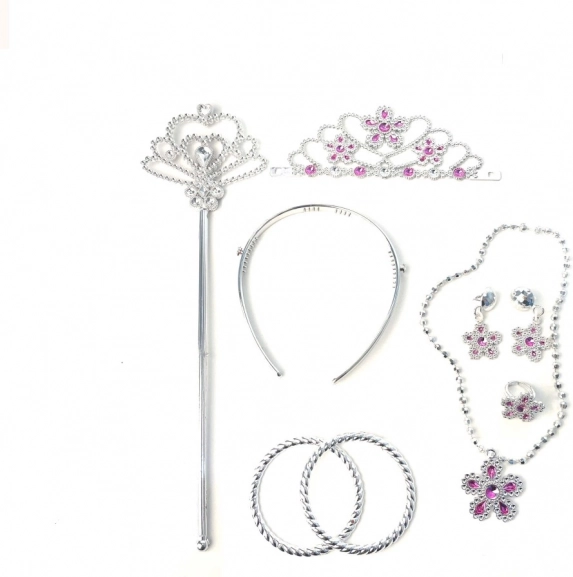 Plenty of accessories for a perfect transformation