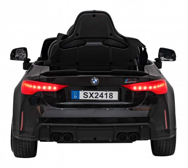 BMW M4 Biele Vozidlo – Čierne