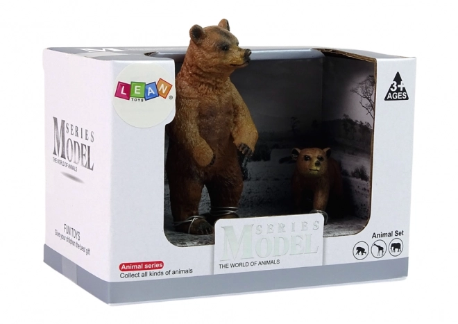 Set of Brown Bear Figures with Cub