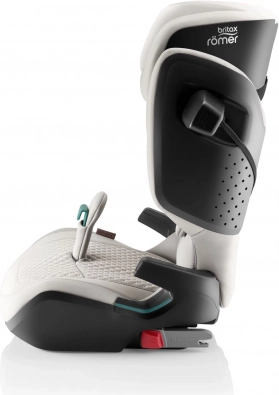 Ergonomia, ventilazione e design stretto da 44 cm