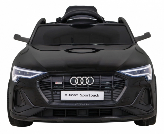 Audi E-Tron Sportback pre deti + Pilot + pohon 4x4 + pomalý rozjazd + rádio MP3 + LED – čierna