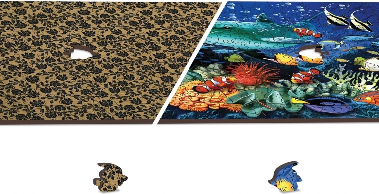 Double-sided 2-in-1 puzzle for double the fun