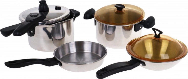Realistické hrnce a pánve