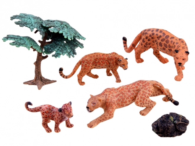 Safari Animal Figures Set with Leopard – C