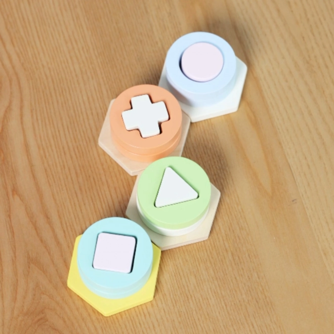 Montessori věž na třídění tvarů a barev CLASSIC WORLD