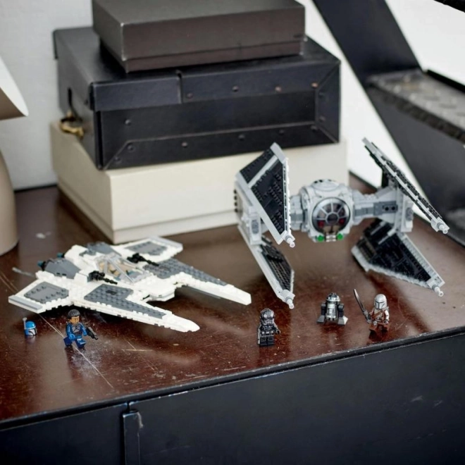 Mandalorian Fang Fighter vs. TIE Interceptor LEGO Set