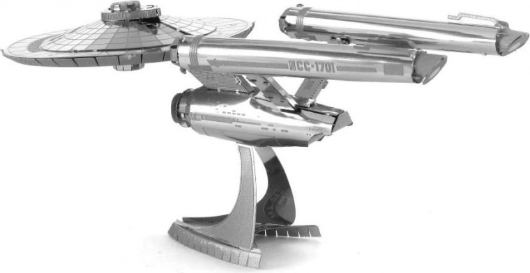 Ikonična ladja STAR TREK v kovinski izvedbi