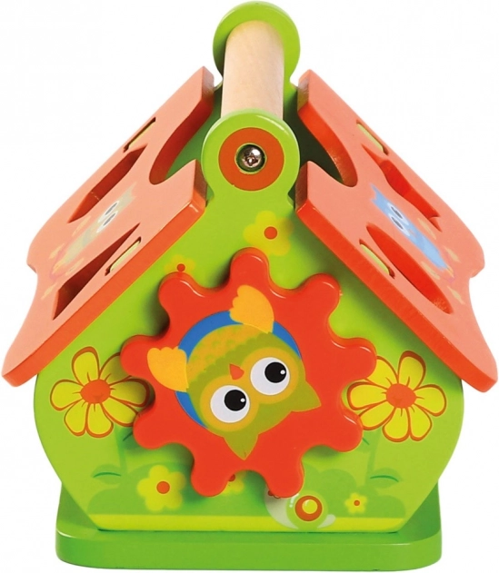 Robust wooden design with handle