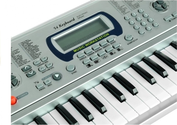 Learn through play: 54 keys and 2 learning modes